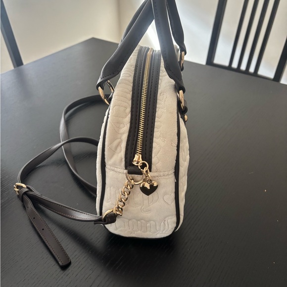 Juicy Couture White and Pink Quilted Handbag - Picture 3 of 12